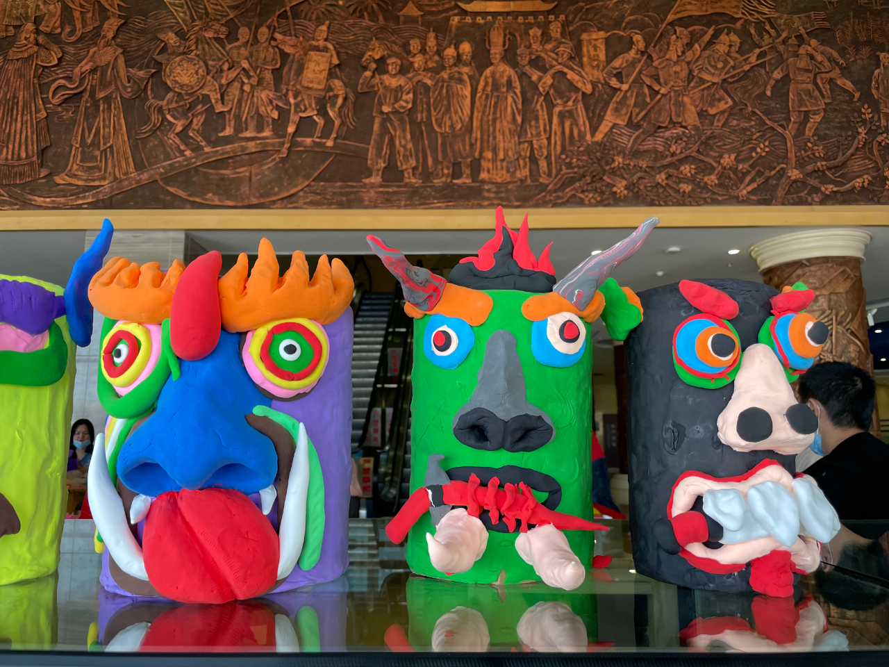 传承非物质文化遗产 曲靖市博物馆开展水族神兽"吞口"手工制作活动